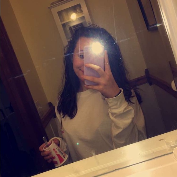 Meet your Posher, Sophia - Picture 1 of 1